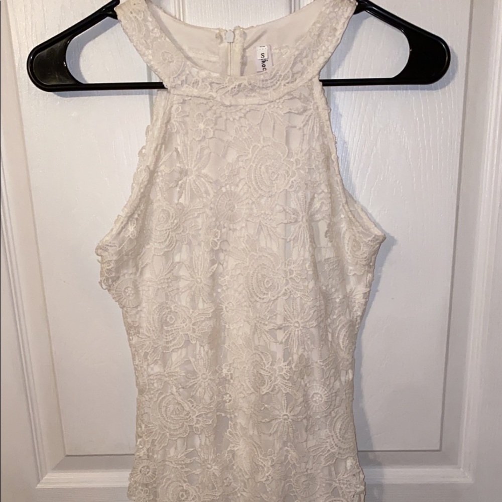 Form fitted lace dress